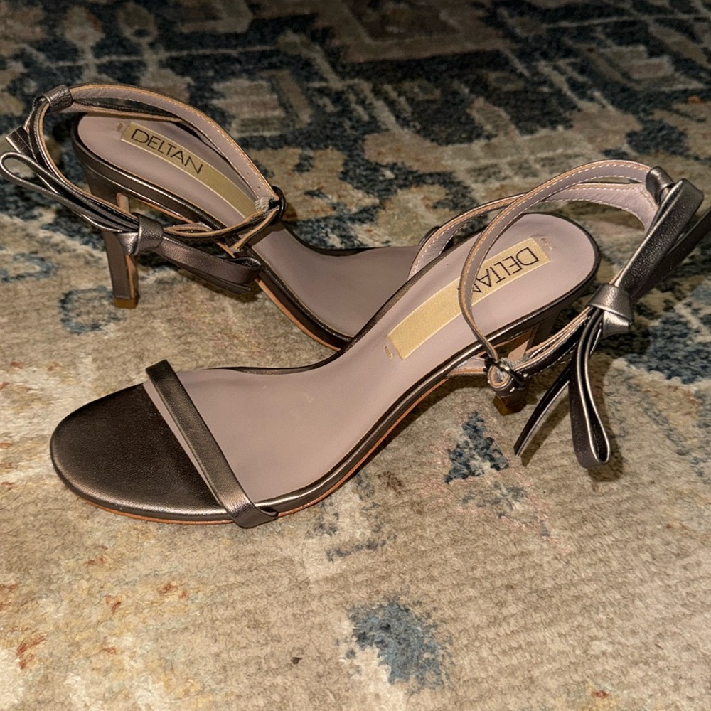 Pewter Deltan Heels